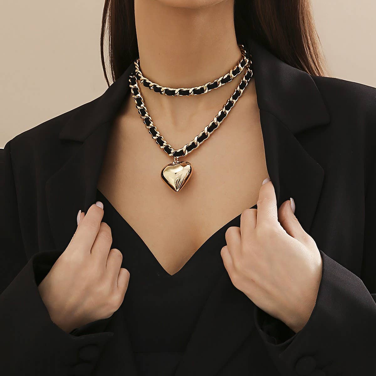 VINTAGE HEART SHAPE PENDANT DOUBLE LAYER NECKLACE