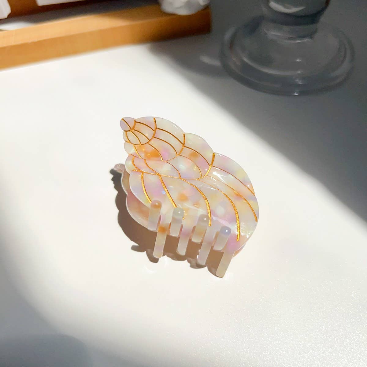 SMALL FRESH CONCH PERSONALITY FUN CUTE HAIRPIN_CWAHA1502