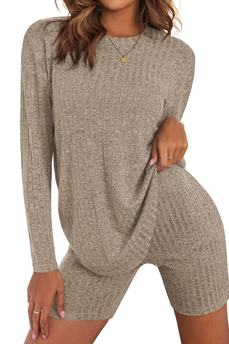 CWSS0865_CREW NECK LONG SLEEVE SWEATER AND SHORTS SUIT