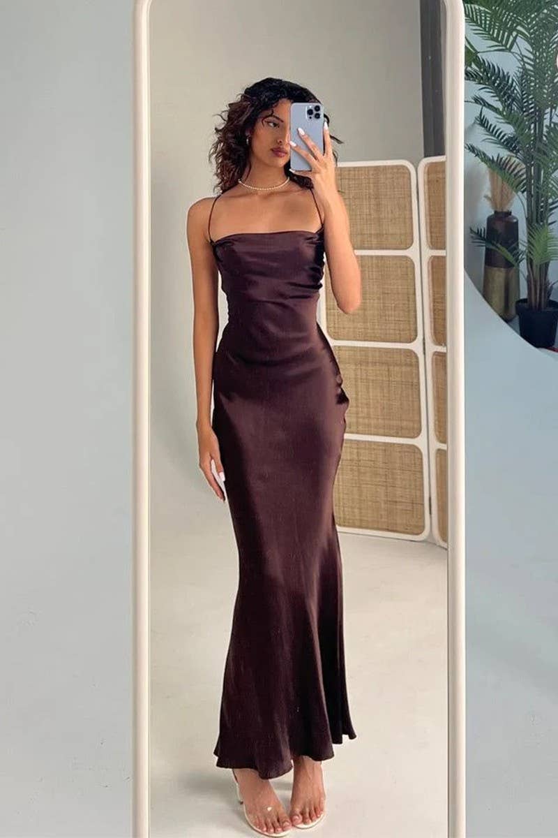 CWDMD5244_SOLID COLOR BACKLESS TIE-BACK MAXI DRESS