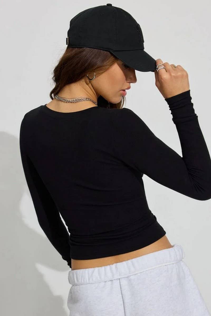 CWTBLL3947_SOLID V-NECK SLIM FIT LONG SLEEVE TOP