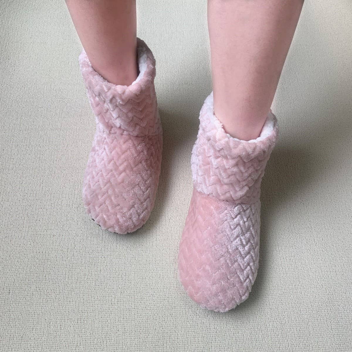 WINTER THICK WARM SHORTS SOFT SOCKS SLIPPERS