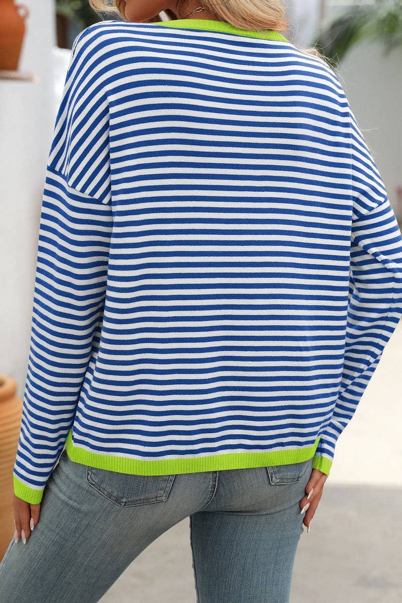 CWTBLL1486_CREW NECK STRIPED CONTRAST KNIT SWEATER