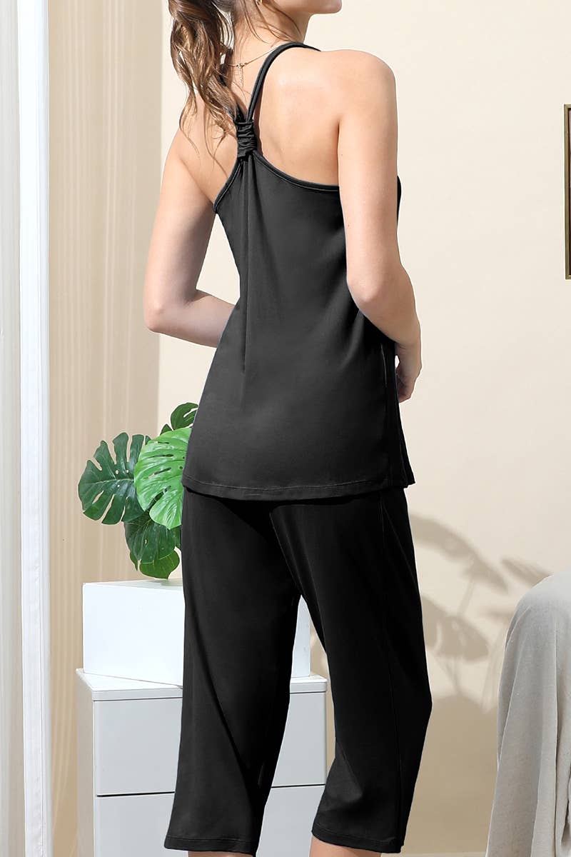 CWSPJ032-P_BANDED NECKLINE AND KNEE LENGTH PANTS PAJAMA SET