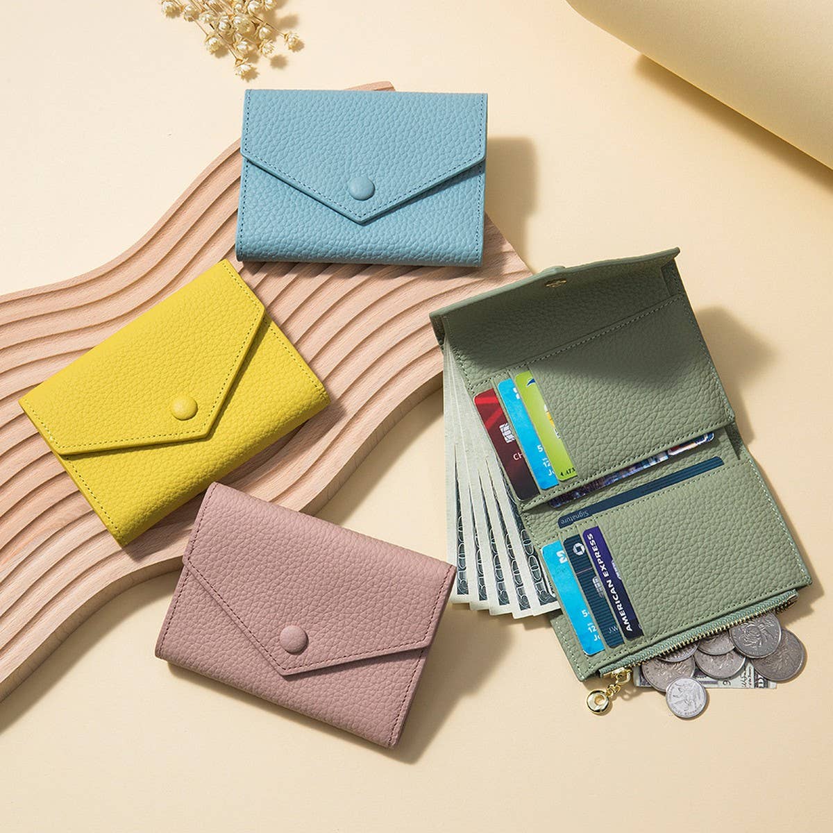 ULTRA-THIN LARGE CAPACITY SHORT LEATHER WALLET_CWAB3744