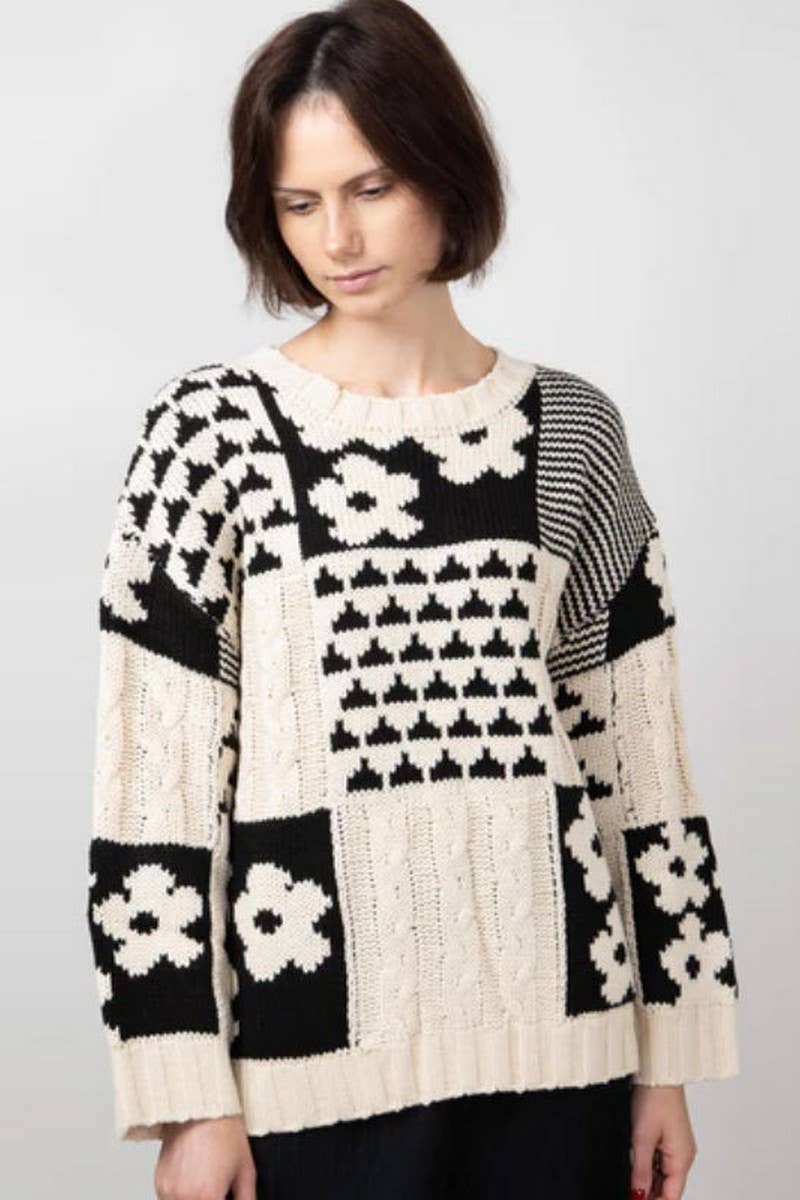 CWOSWL5800_SQUARE FLORAL LOOSE CREW NECK PULLOVER SWEATER