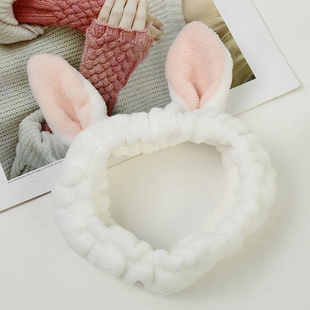 SWEET WIDE-BRIMMED HEADBAND