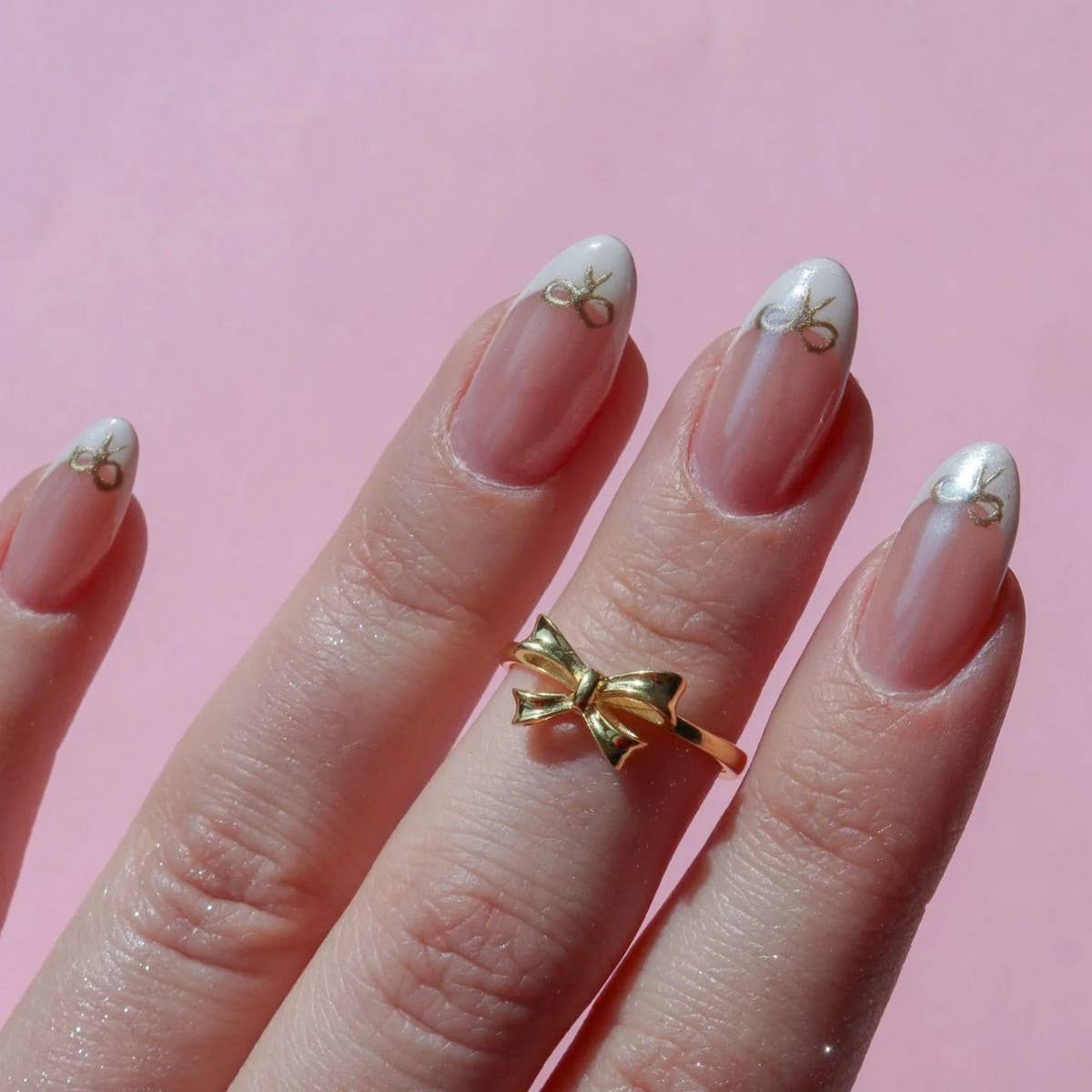Creative painted design bow ring