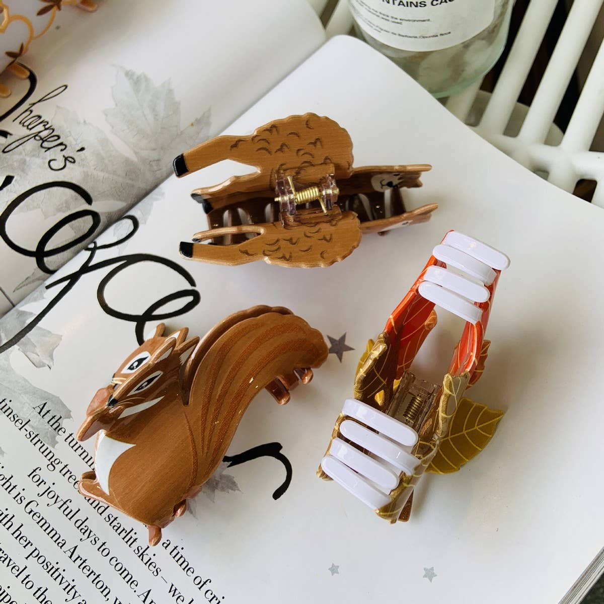 CWAHA4458_ SIMPLE CUTE ANIMAL SHARK CLIP HAIRPIN