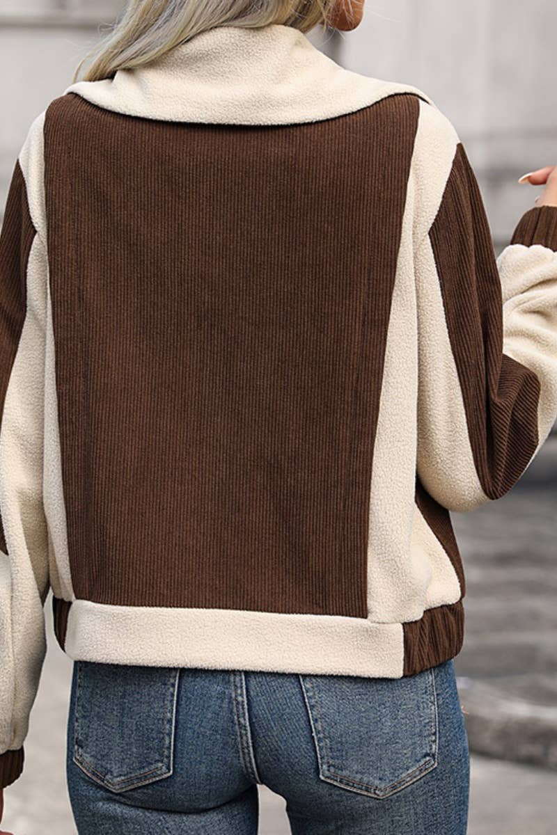 CWOCO1011_HIGH NECK FLEECE COAT IN CONTRASTING COLORS