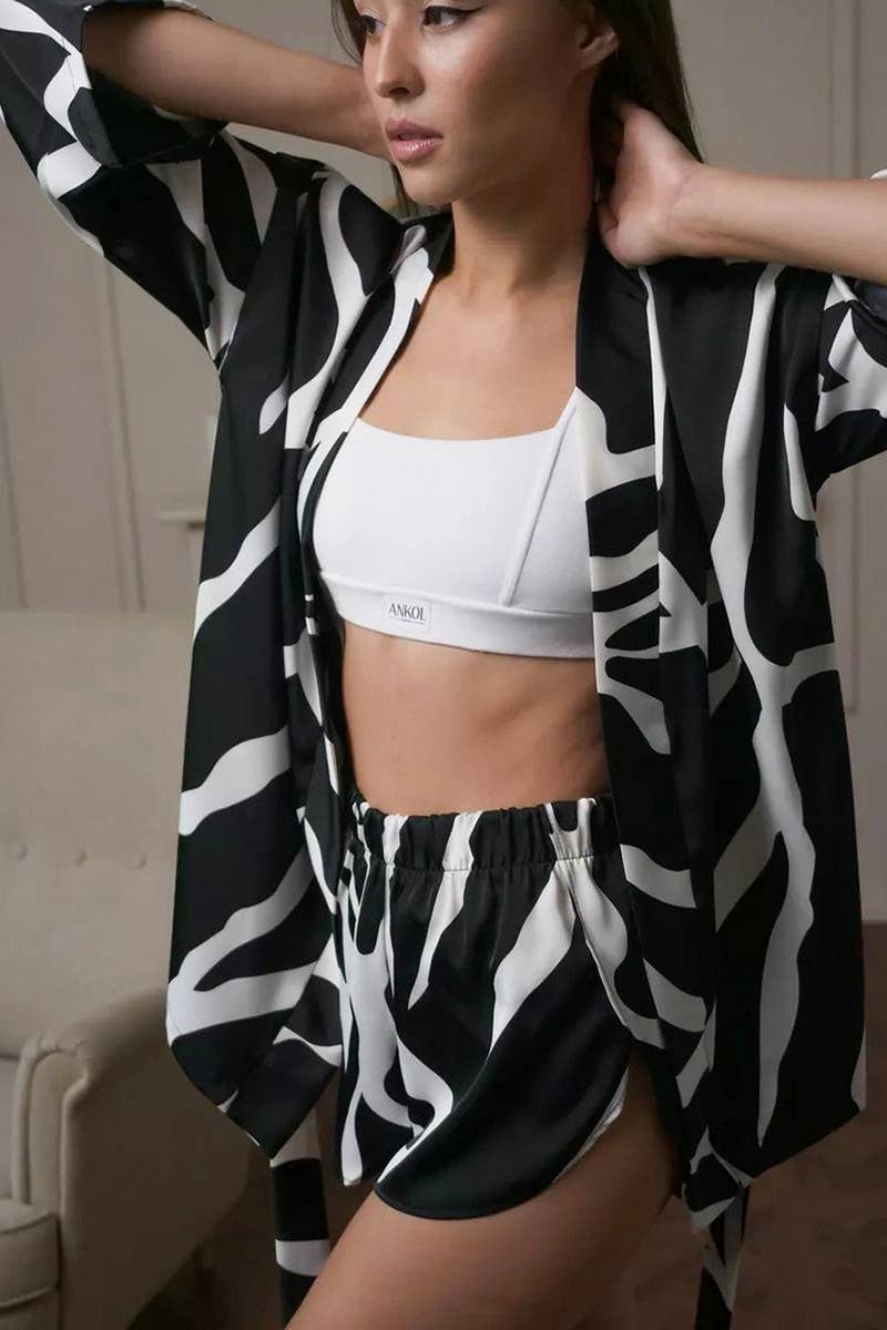 CWSPJ0415_PRINTED LACE-UP ROBE SHORTS TWO-PIECE SET