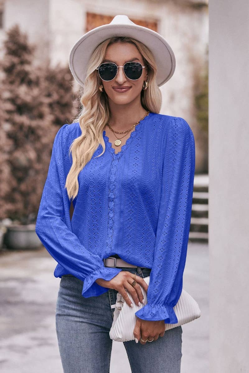 CWTBLL2739_SOLID COLOR HOLLOW LACE LONG-SLEEVED TOP