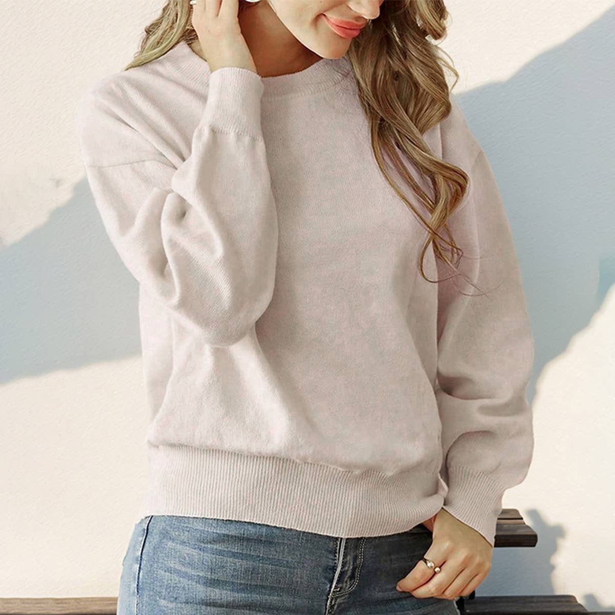 CREW-NECK LONG-SLEEVED SOLID COLOR SWEATER