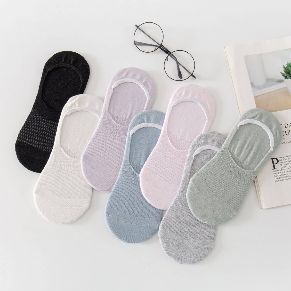 WOMEN'S HOLLOW MESH INVISIBLE BOAT SOCKS
