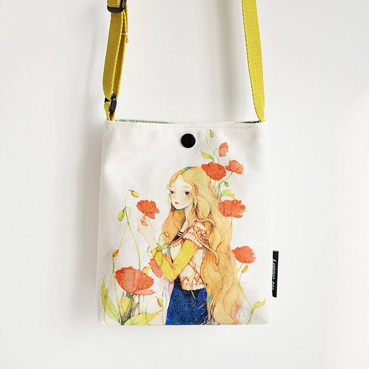 Minimalist Canvas Shoulder Bag for Students_CWAB5587