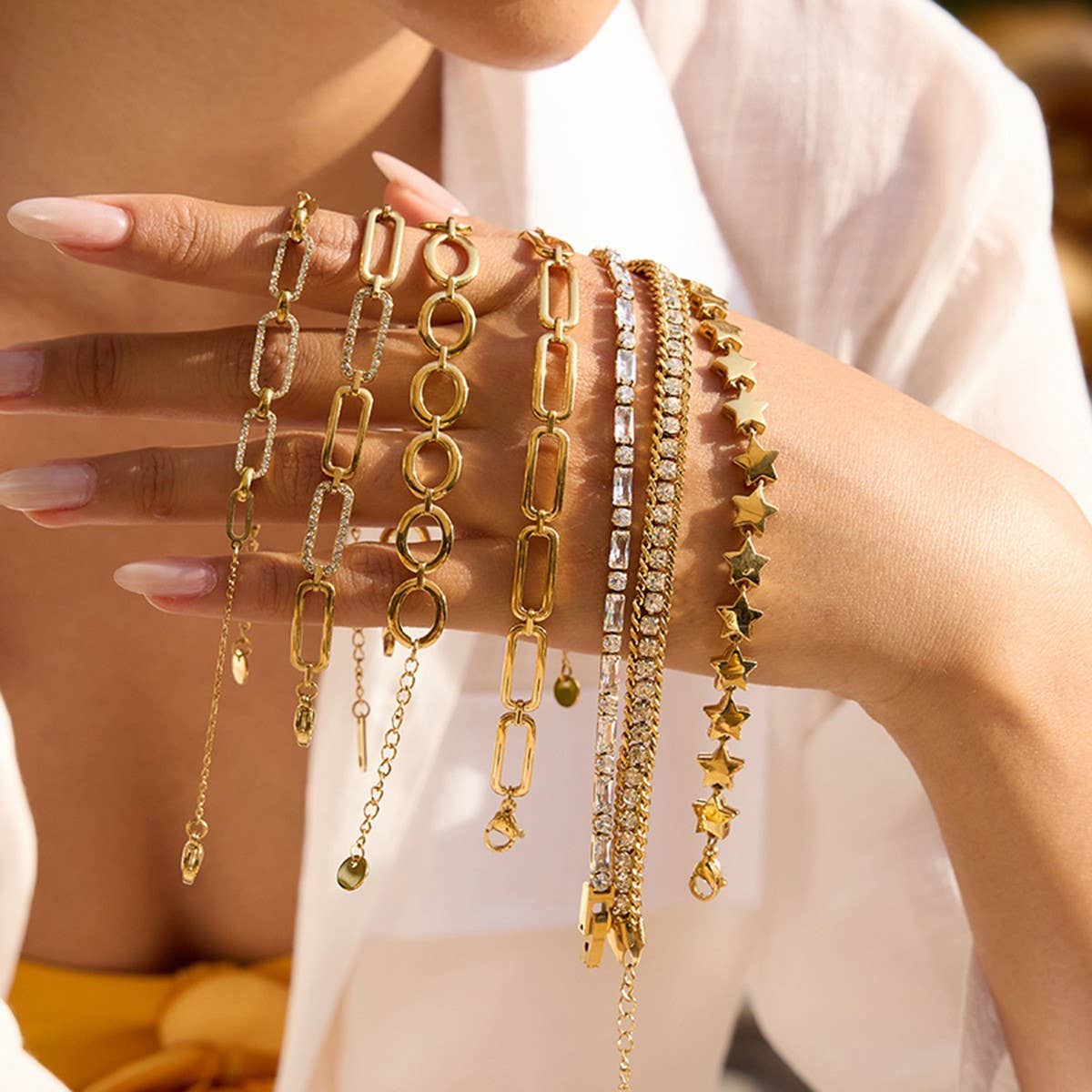 Classic 18K Gold Paperclip Hollow Chain Bracelet