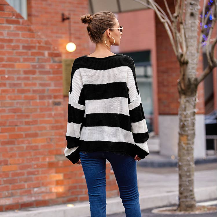 CREW-NECK STRIPED SWEATER WITH ROLLED EDGE - Casual Style