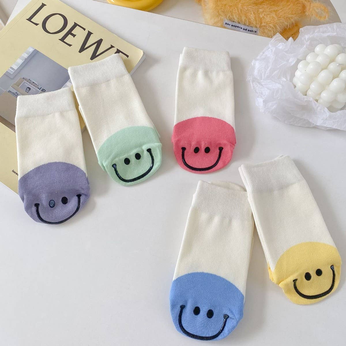 NEW HOT STAMPING SMILEY FACE SOCKS