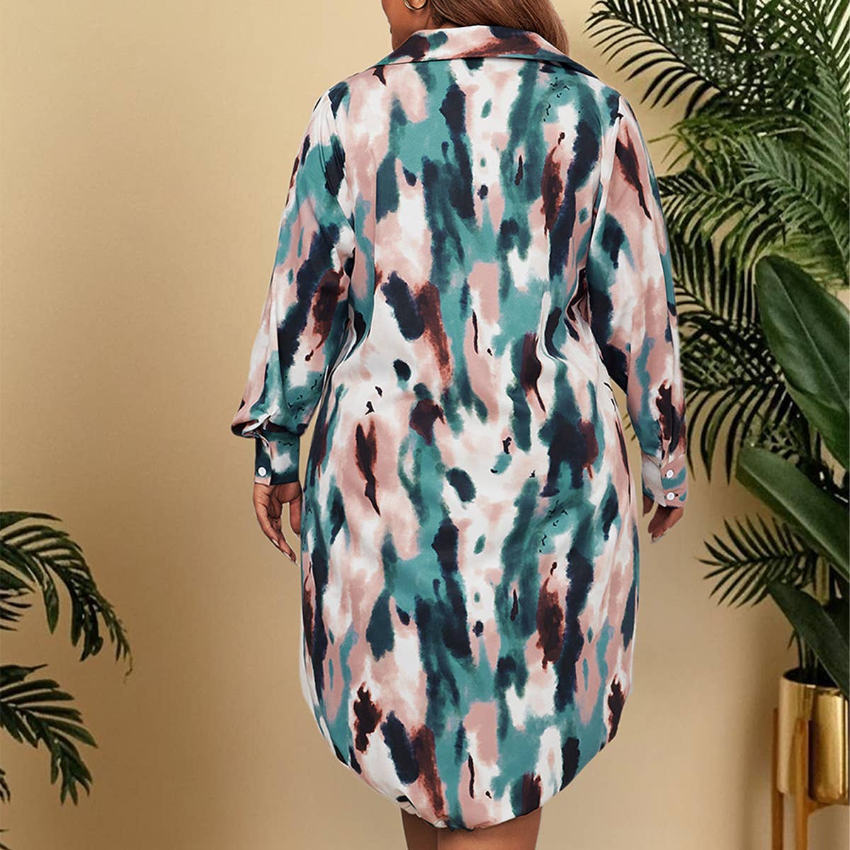 Plus Size Polo Dress ??Loose Fit Drawstring Hem_CWDMD5970