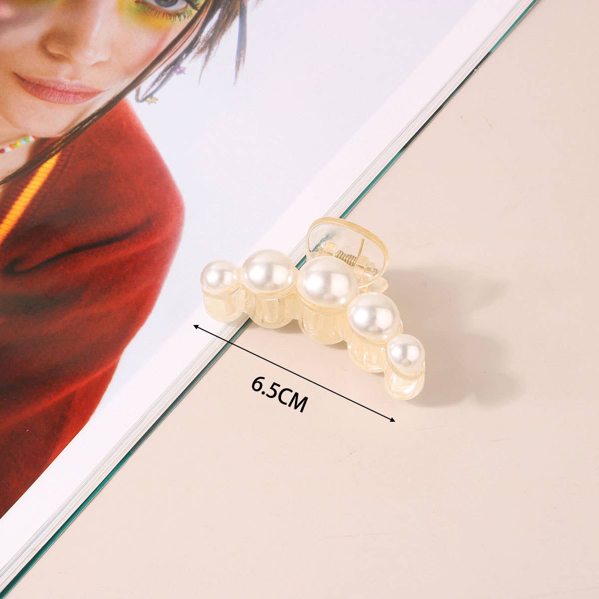 Large Pearl Hair Claw Clip for Women, French Style_CWAHA0406