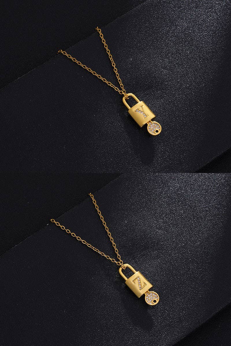 ALPHABET INITIAL PANDANT NECKLACE_CWAJE270