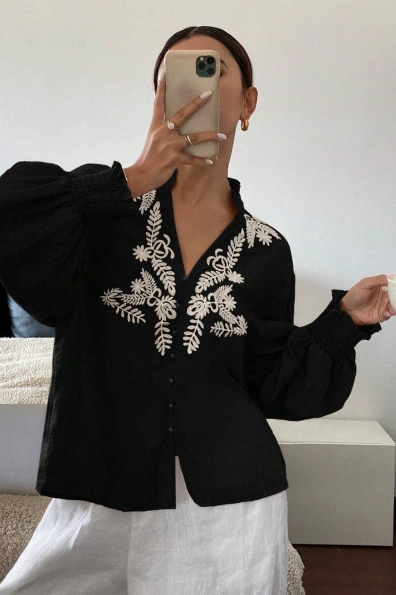 CWTBLL3998_EMBROIDERED FLORAL BUTTON FRONT CARDIGAN SHIRT