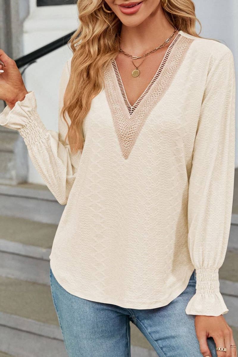 CWTBLL2822_LACE LACE PATCHWORK V-NECK LONG SLEEVE TOP