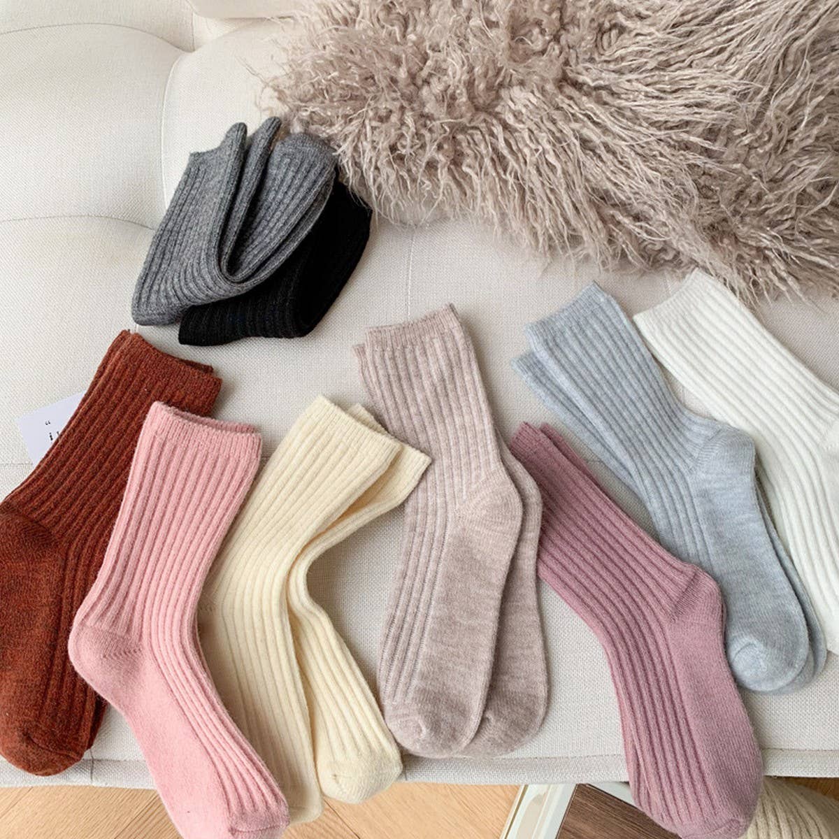WINTER OUTDOOR ALL-MATCH PILE SOCKS