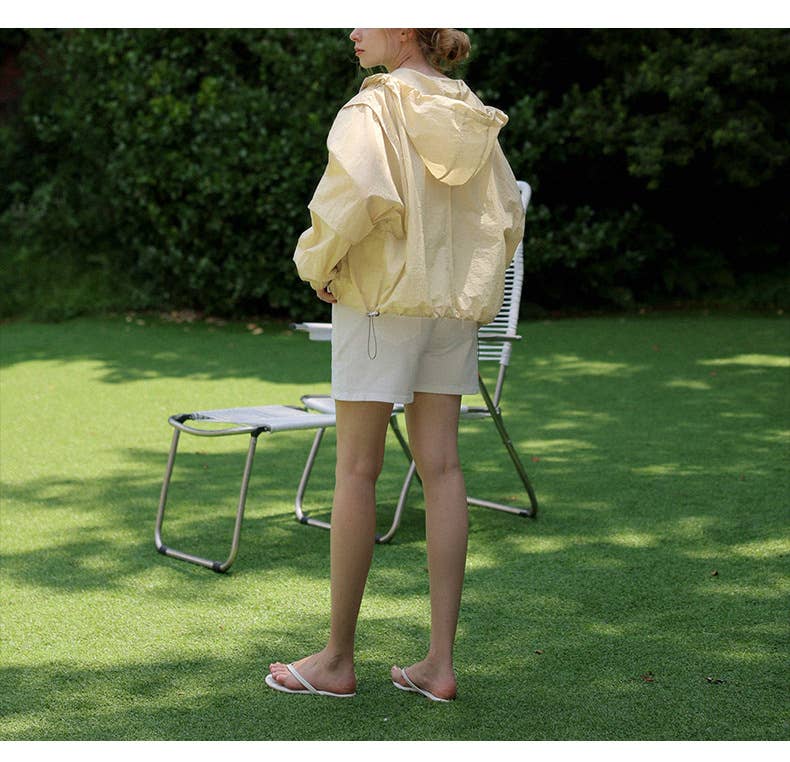 Breathable drawstring hooded sunscreen coat