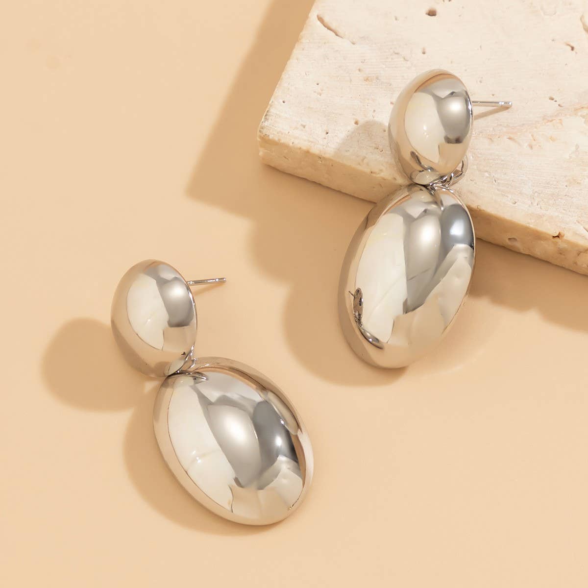 MINIMALIST GEOMETRIC WATER DROP EARRINGS
