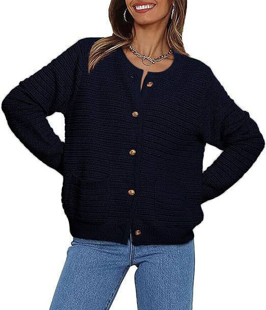 Collarless single breasted solid color cardigan coat