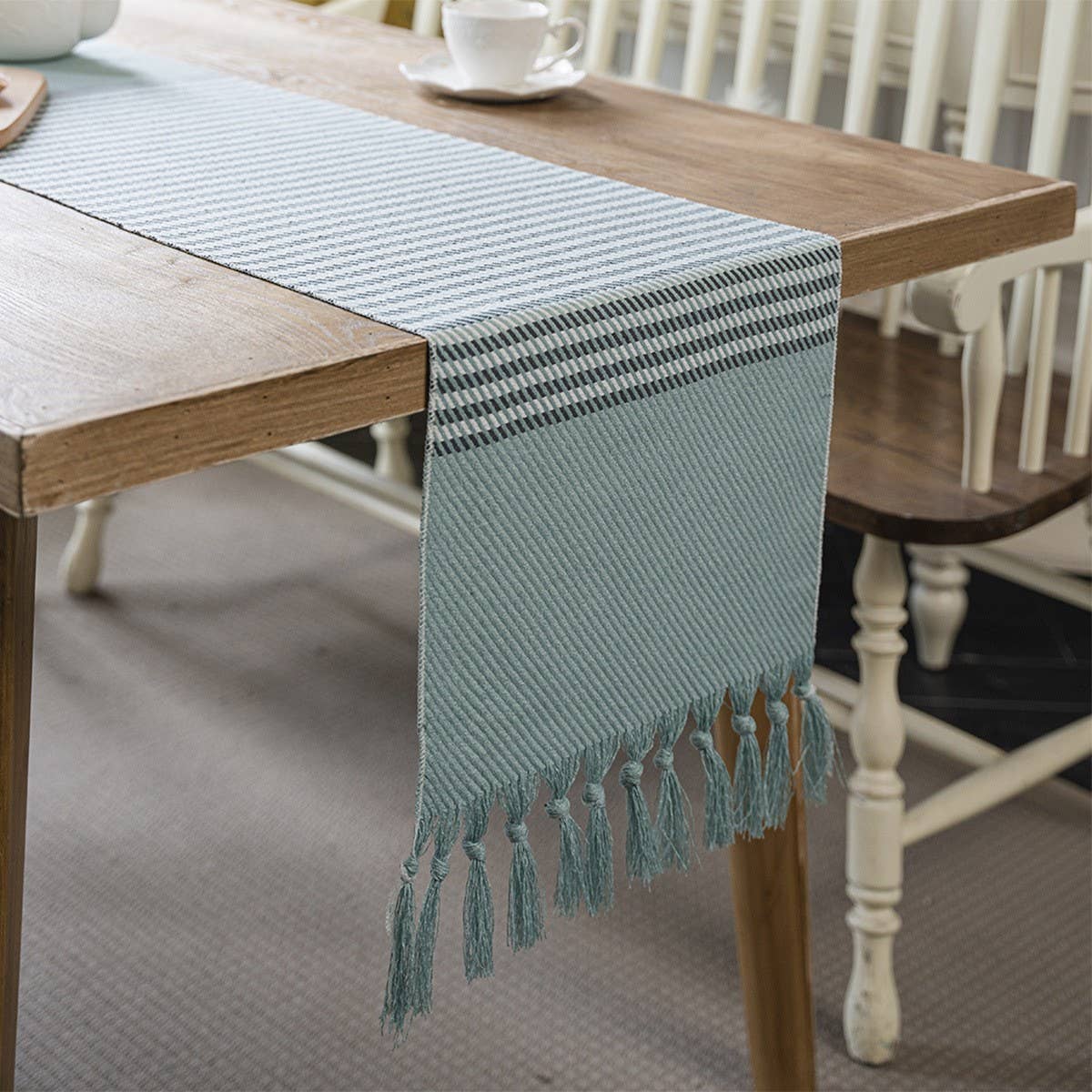HOUNDSTOOTH TASSEL STYLISH TABLE RUNNER