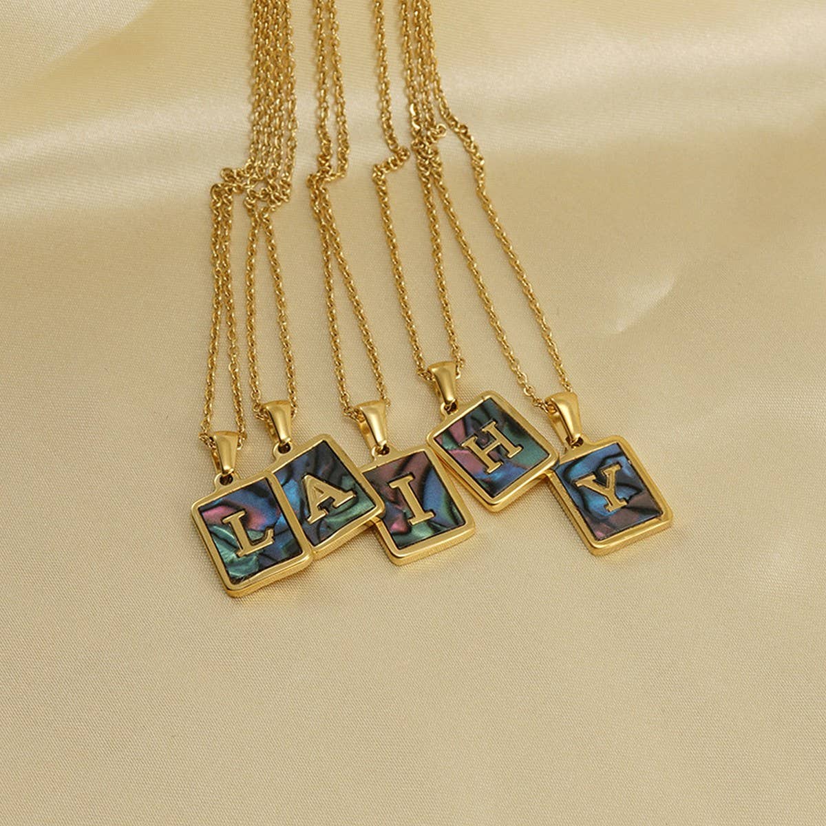 CWAJE1930_Square Stainless Steel Color Shell Letter Necklace