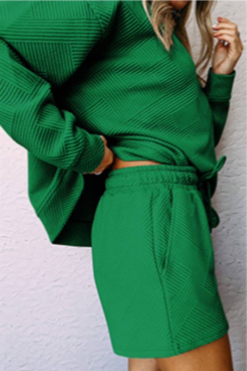 CWSS1028_FALL CREW NECK LONG SLEEVE TOP SHORTS SUIT