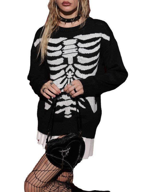 CREW-NECK LONG-SLEEVED DARK HALLOWEEN SWEATER