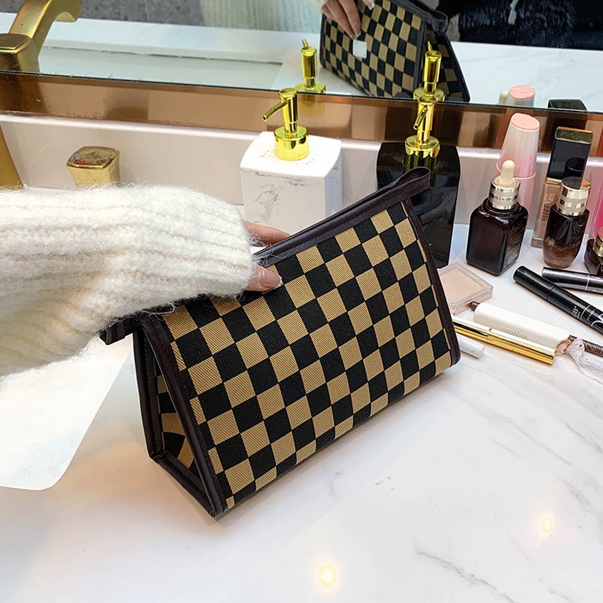 NEW LATTICE FLAT LARGE CAPACITY COSMETIC BAG_CWAB4480