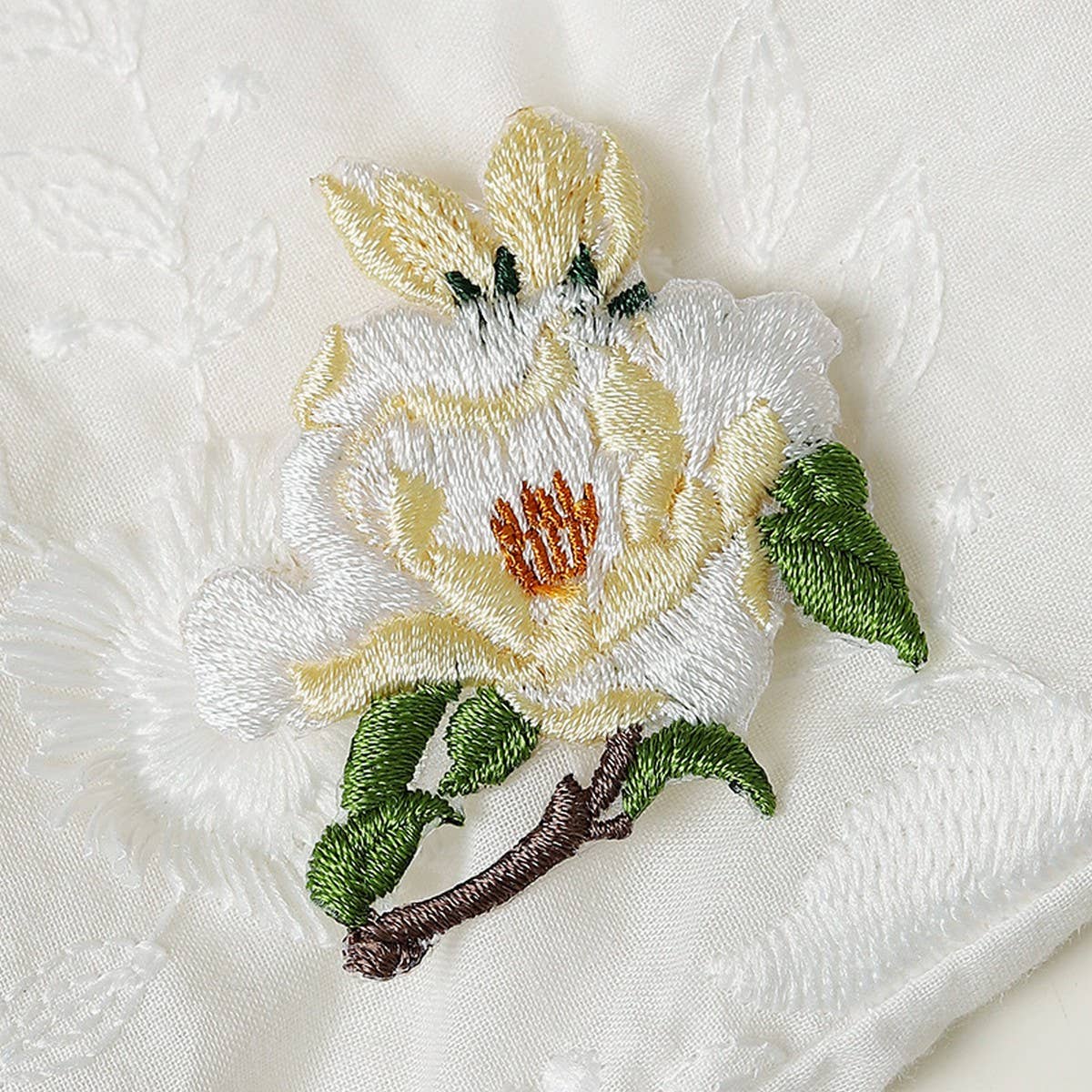 3D Flower Embroidered Patch for Stain Repair_CWMM5923