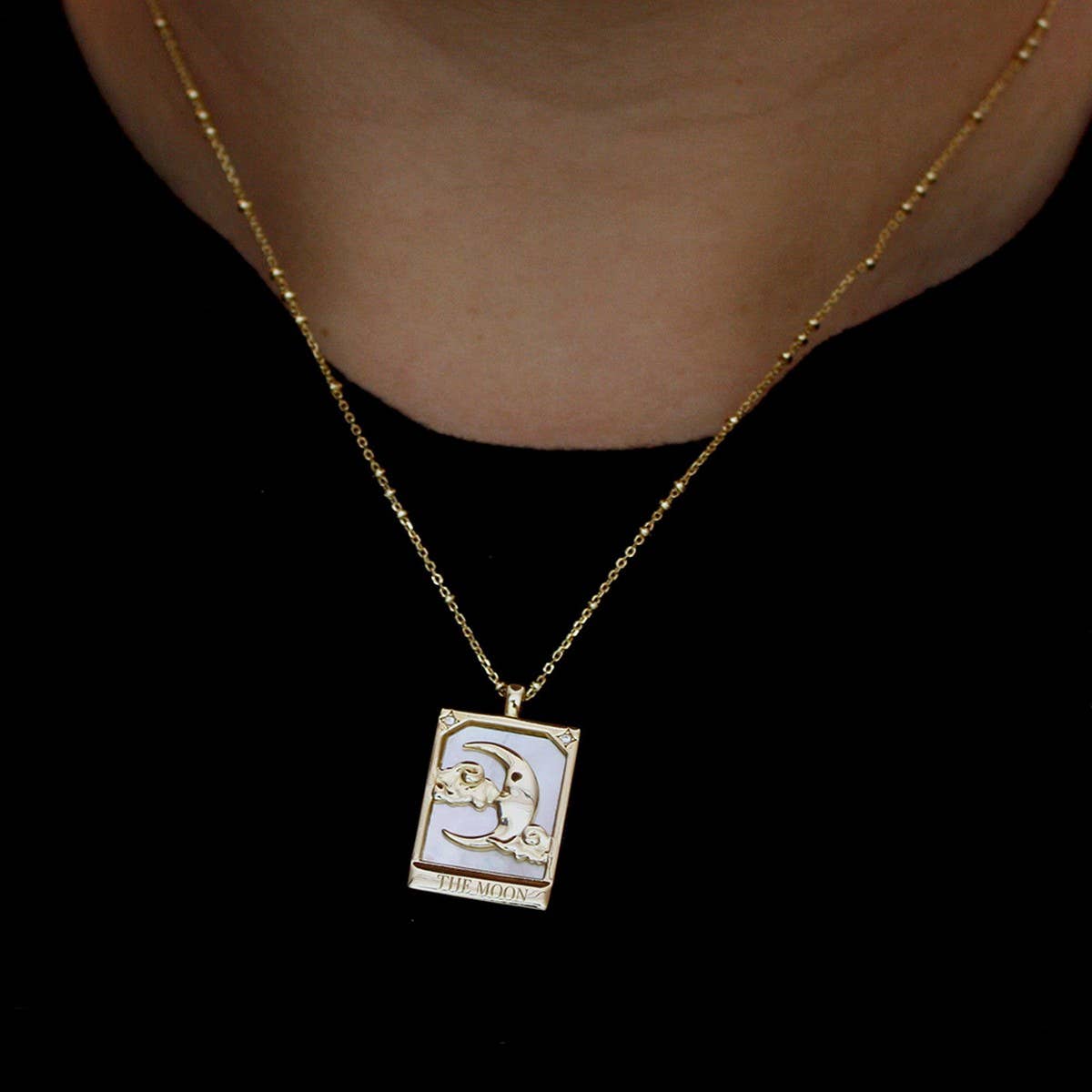 Personalized retro star and moon necklace_CWMM5315