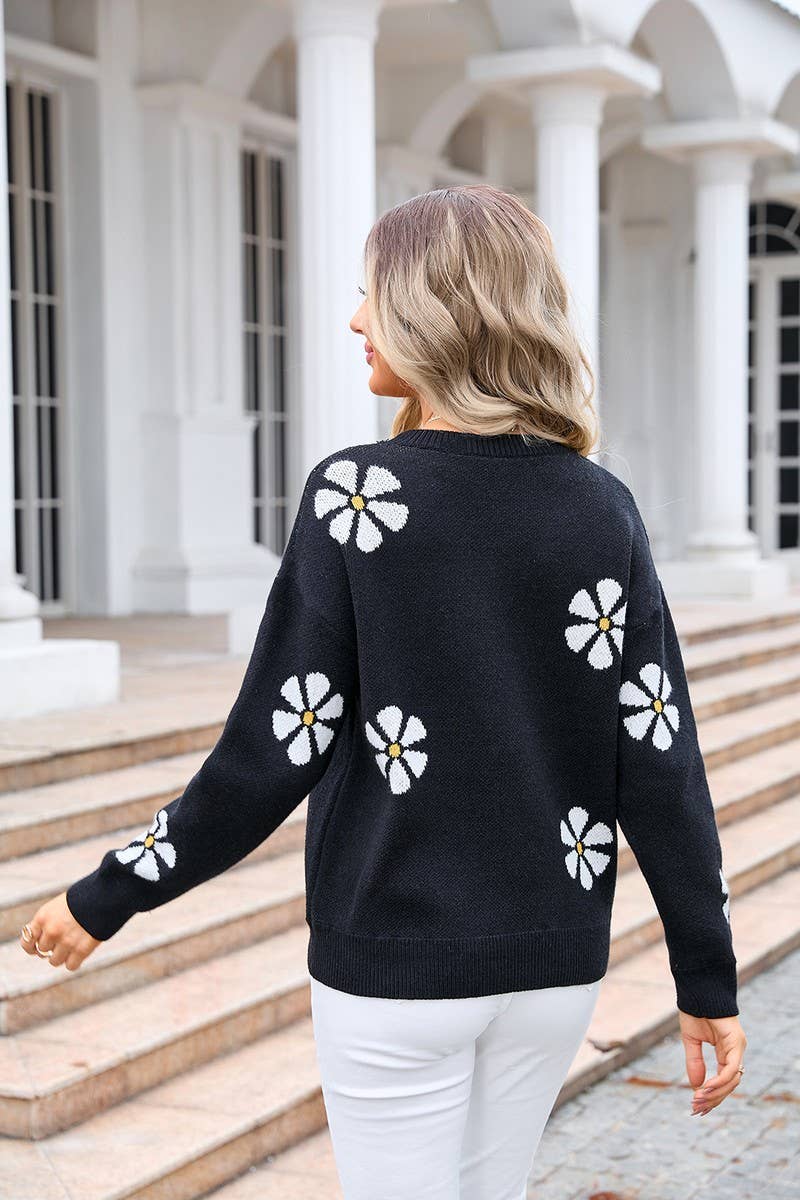 CWOSWL3105_CREW NECK CONTRAST FLORAL PULLOVER SWEATER