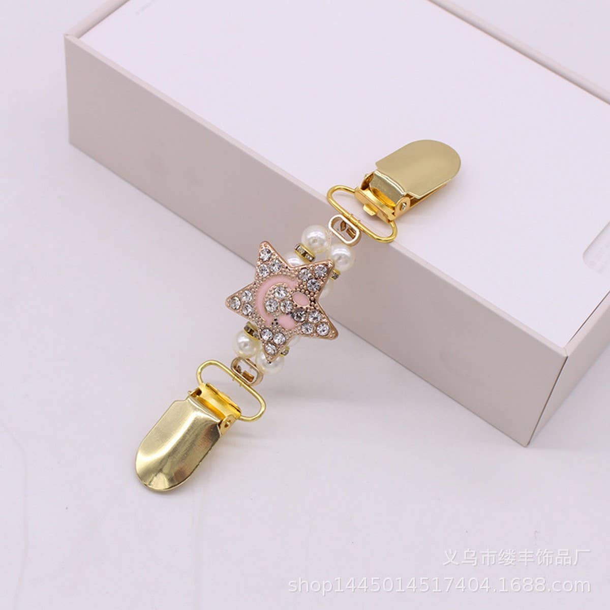 POPULAR HIGH-GRADE PEARL SWEATER CLIP SHAWL CLIP_CWMM2207