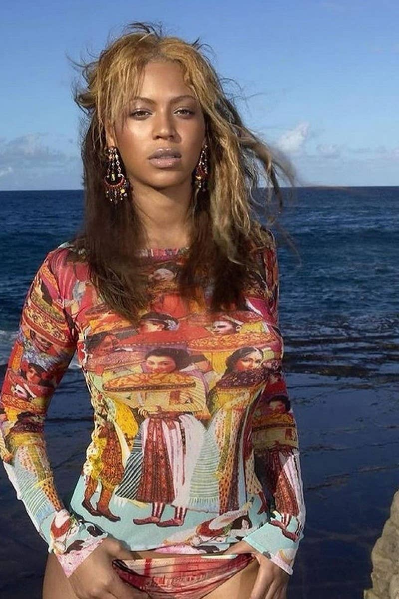 CWTTL2063_LONG-SLEEVED MESH ABSTRACT PRINT SLIM FIT T-SHIRT