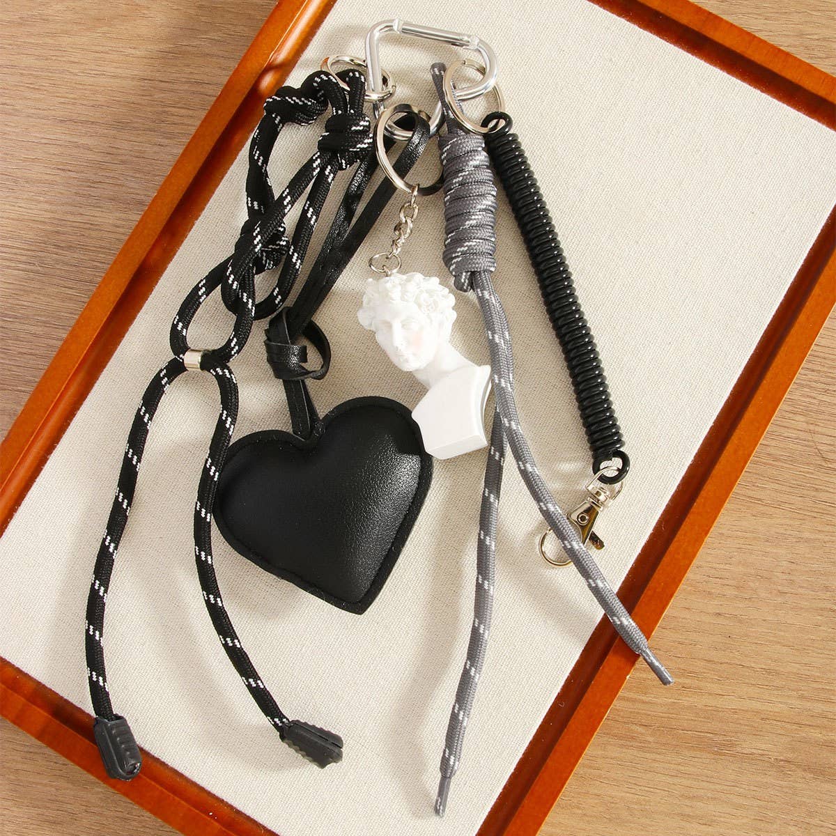 Elegant David Blush Charm with Pearl Heart Chain