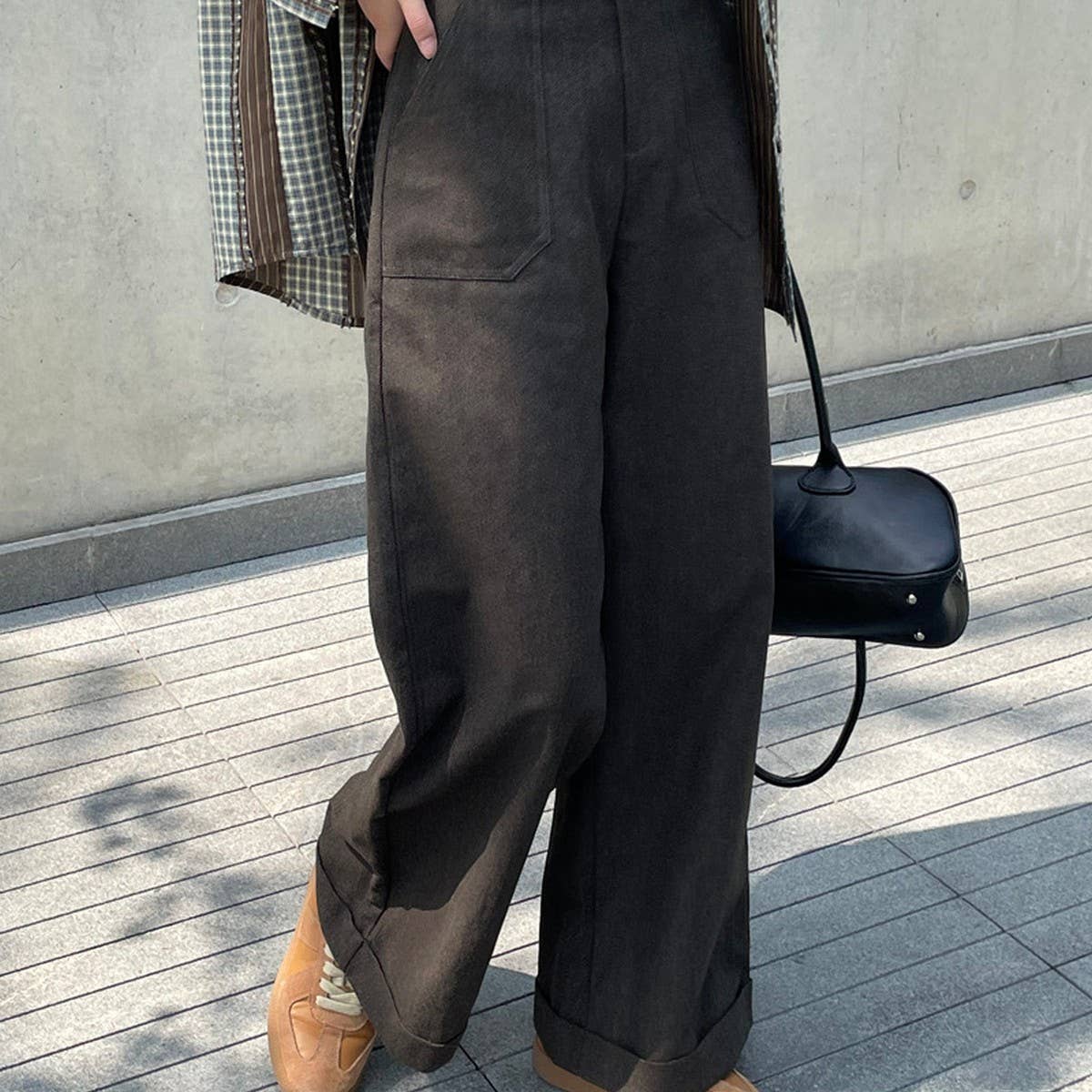 Casual wide-leg pants with straight pocket design