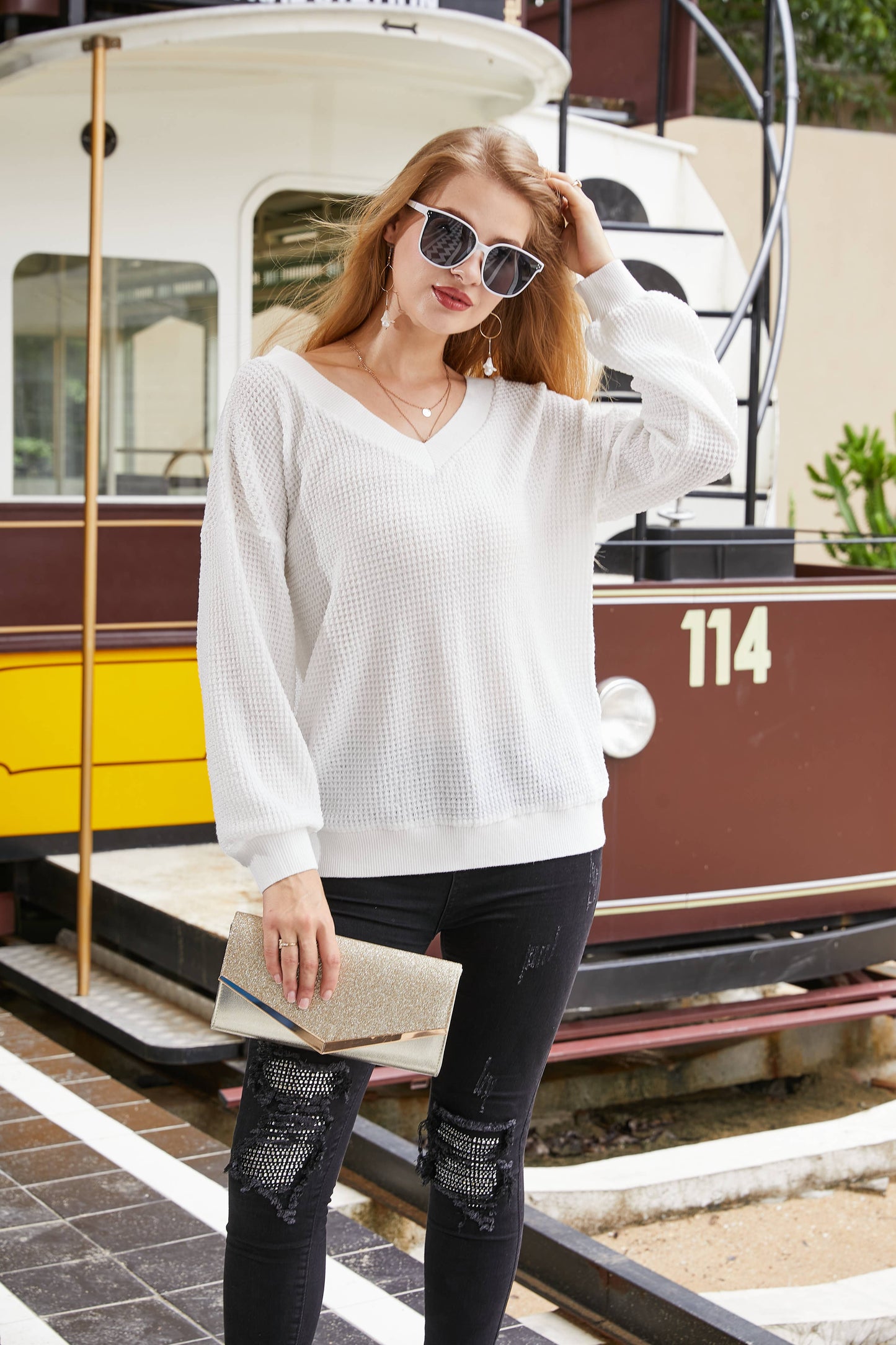 CWTSTL712_Long Sleeve V-Neck Knit Top
