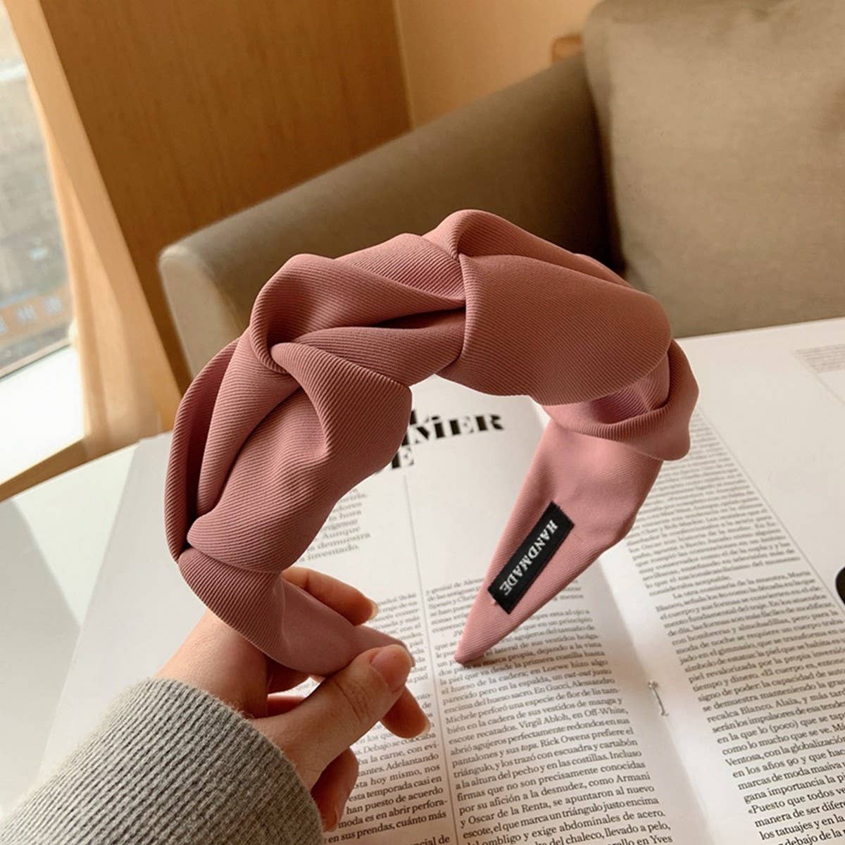RUFFLED WIDE BRIM SOLID COLOR HEADBAND