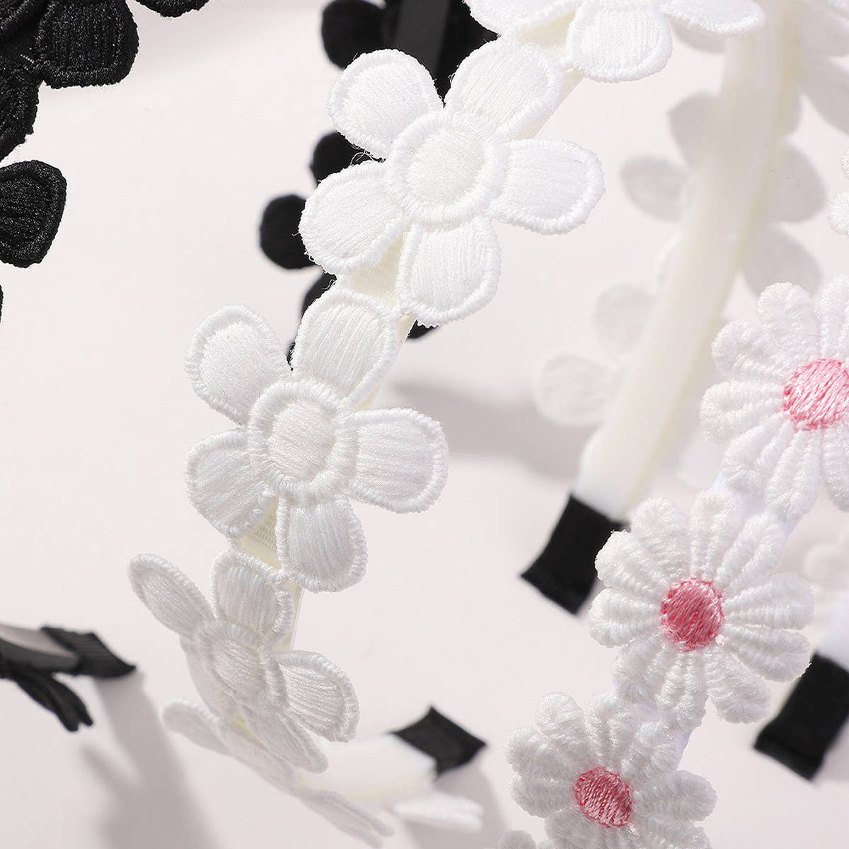 CHILDREN'S VINTAGE DAISY EMBROIDERED HEADBAND