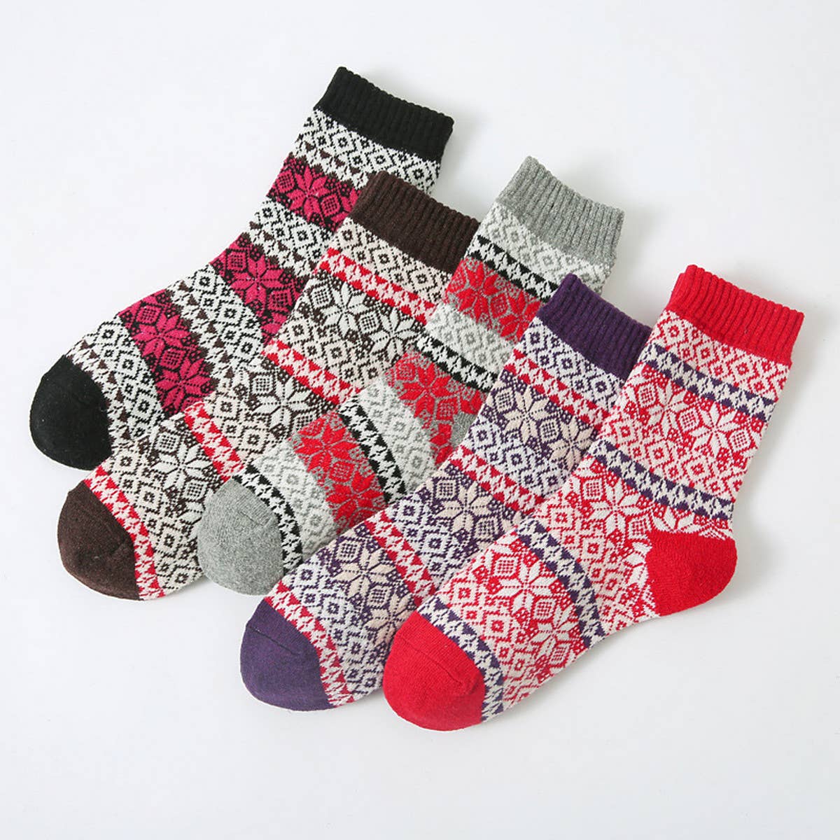 5 PAIRS OF COLOR MATCHING MID LENGTH COTTON SOCKS_CWMS0681