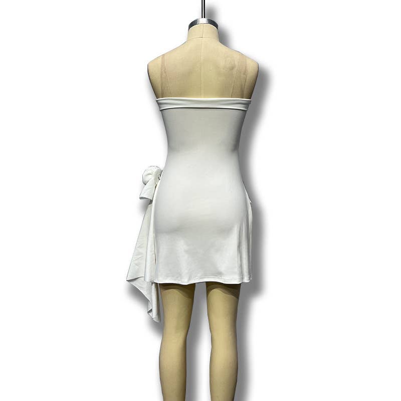 A stylish and elegant sleeveless strapless dress