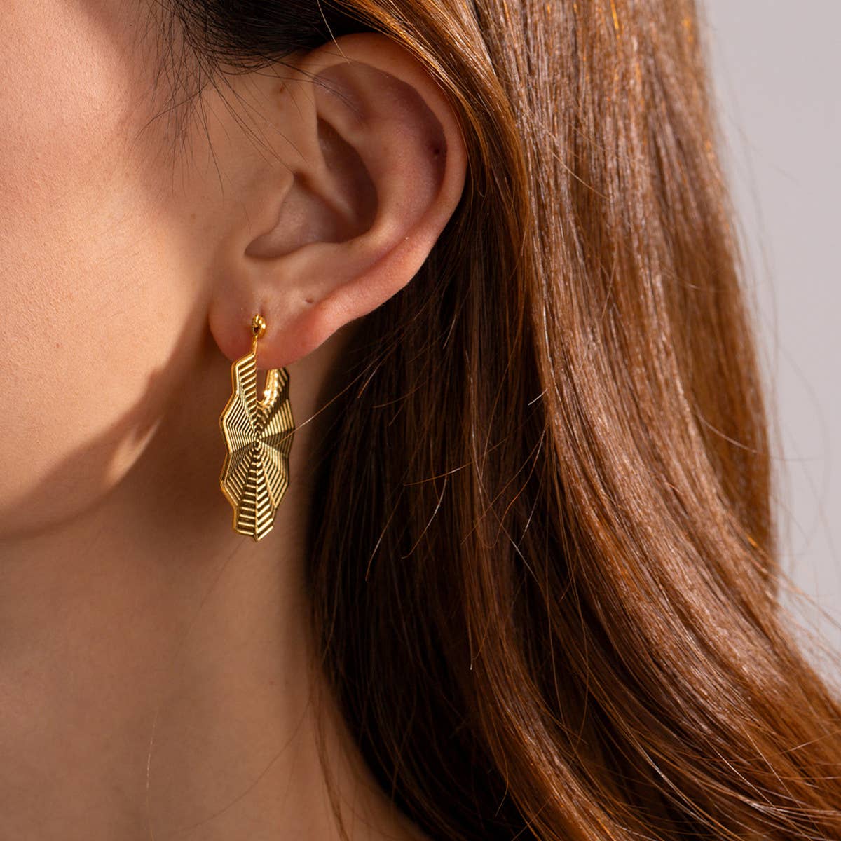 NEW IRREGULAR GEOMETRIC SECTOR EARRINGS_CWAHA0924