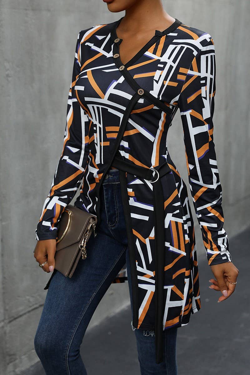 CWTTL1968_SUMMER V-NECK SLIM FIT GEOMETRIC PATTERN SLIT TOP